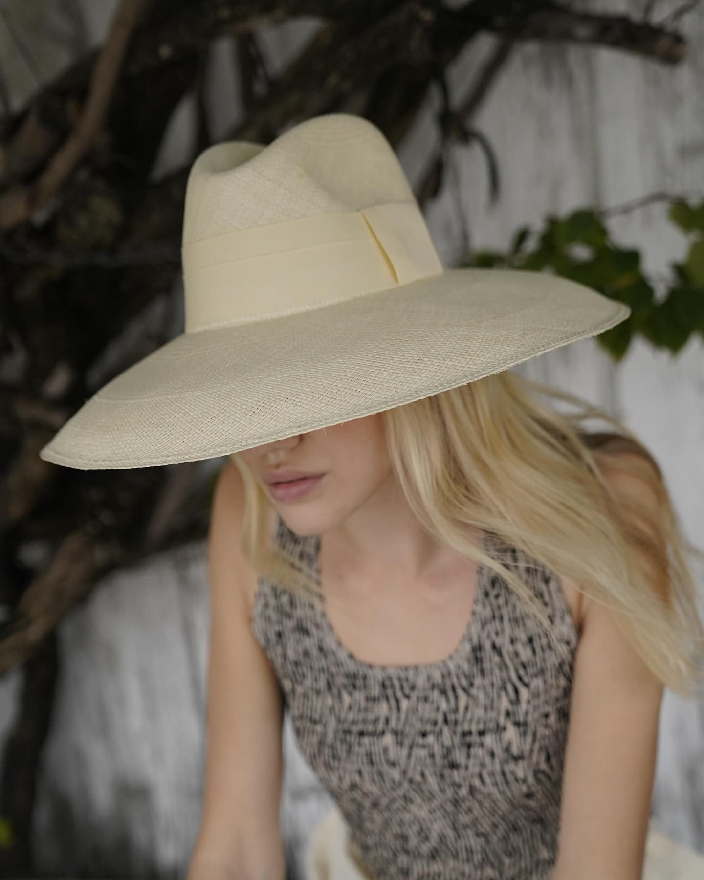 Wide-brimmed straw hat Antibes made of toquilla straw, a genuine Panama hat