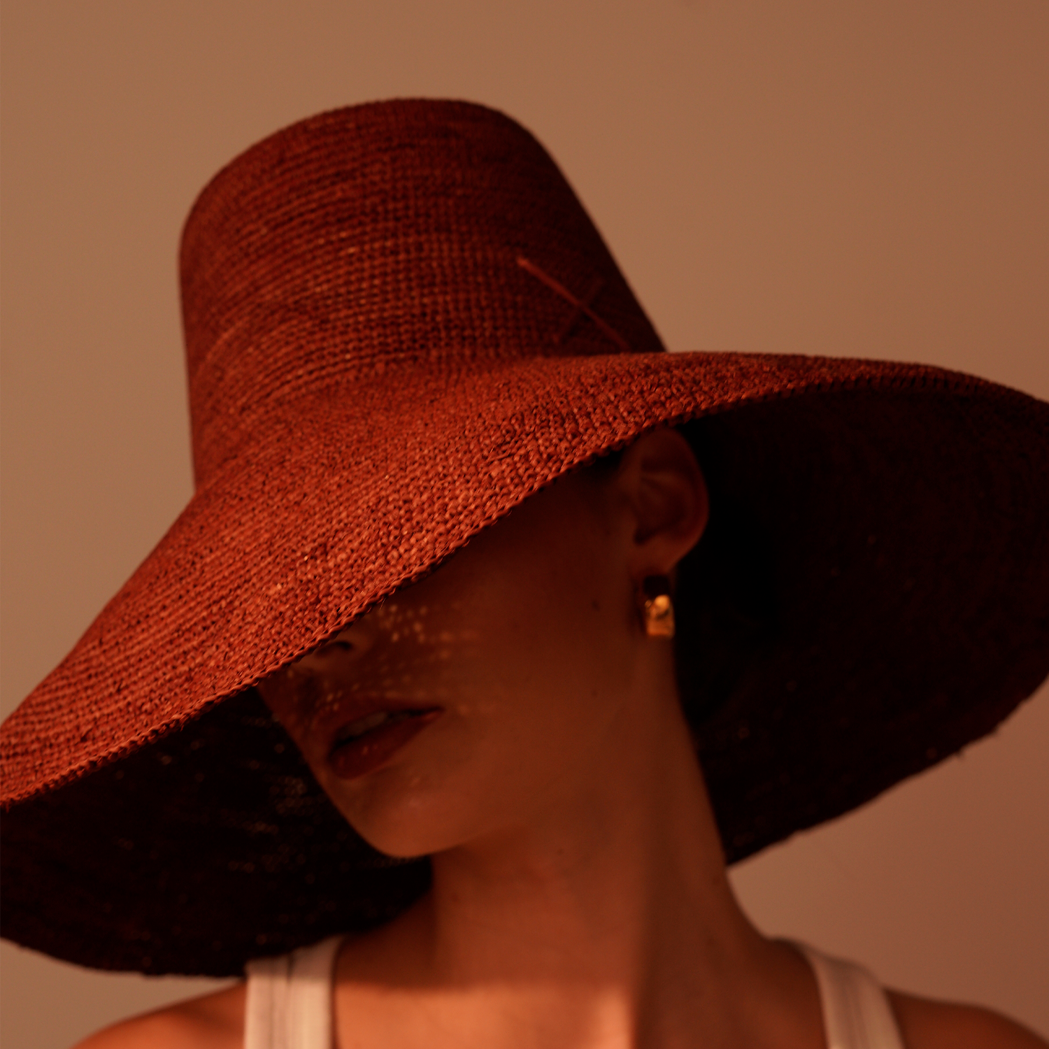 Wide-brimmed woven hat from Verona featuring an extra wide brim and packable design