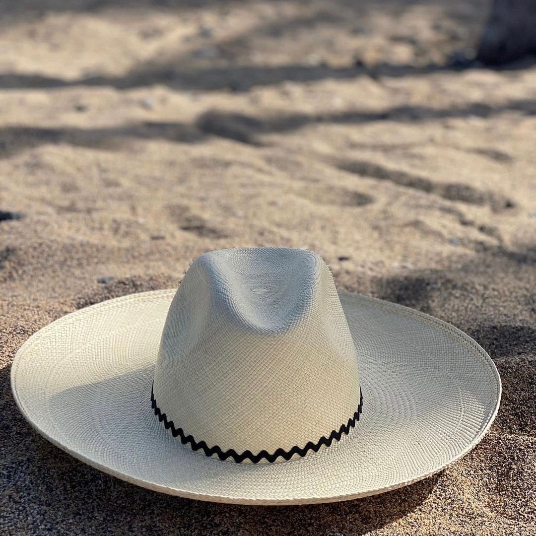 Rewa - Wide Brim - SALE - Hat - artesano