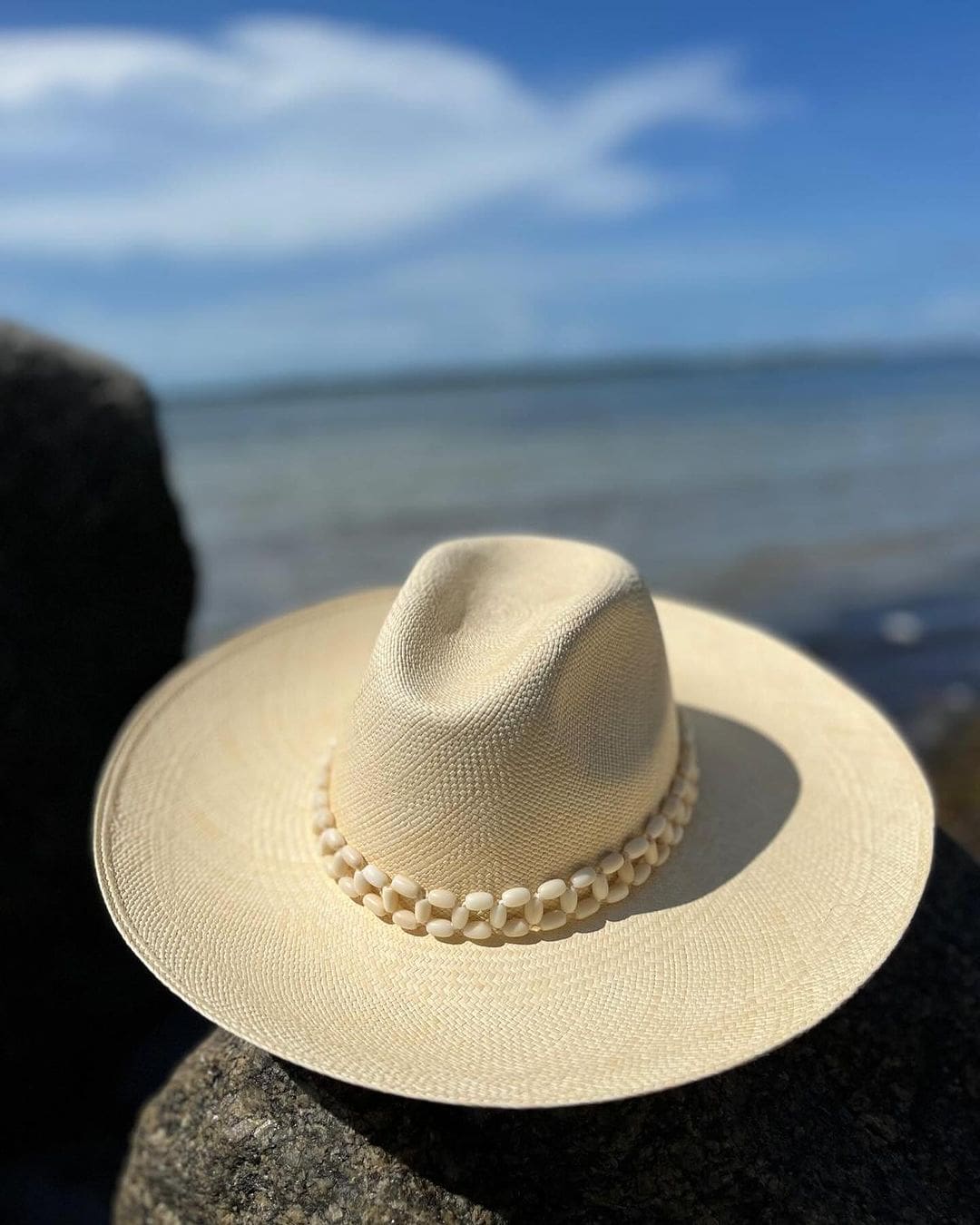 Peoni Wide Brim hat made from natural toquilla straw with a stylish beaded band