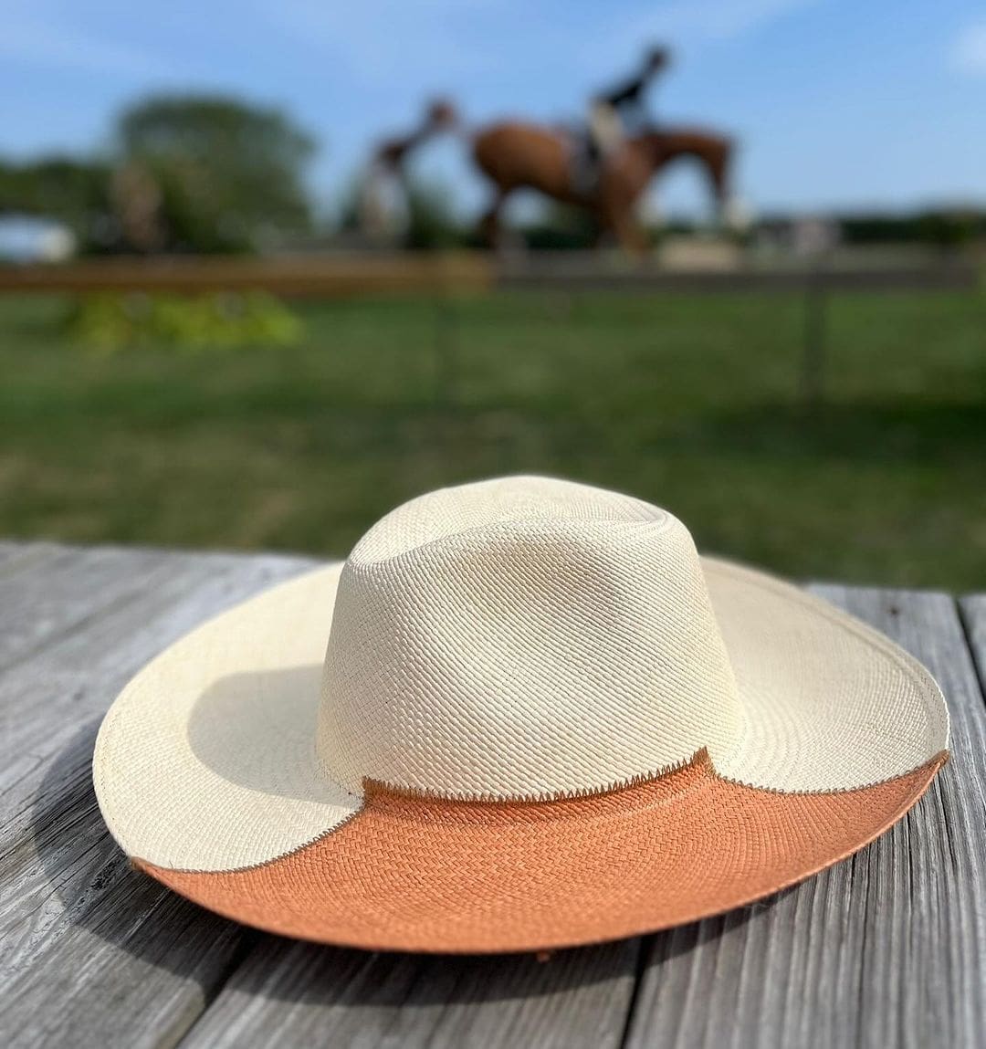 Two-tone straw sun hat named Cassis, made from genuine toquilla straw and ethically handcrafted