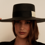 Black straw boater hat from Kuntur - Wide Brim made of natural toquilla straw