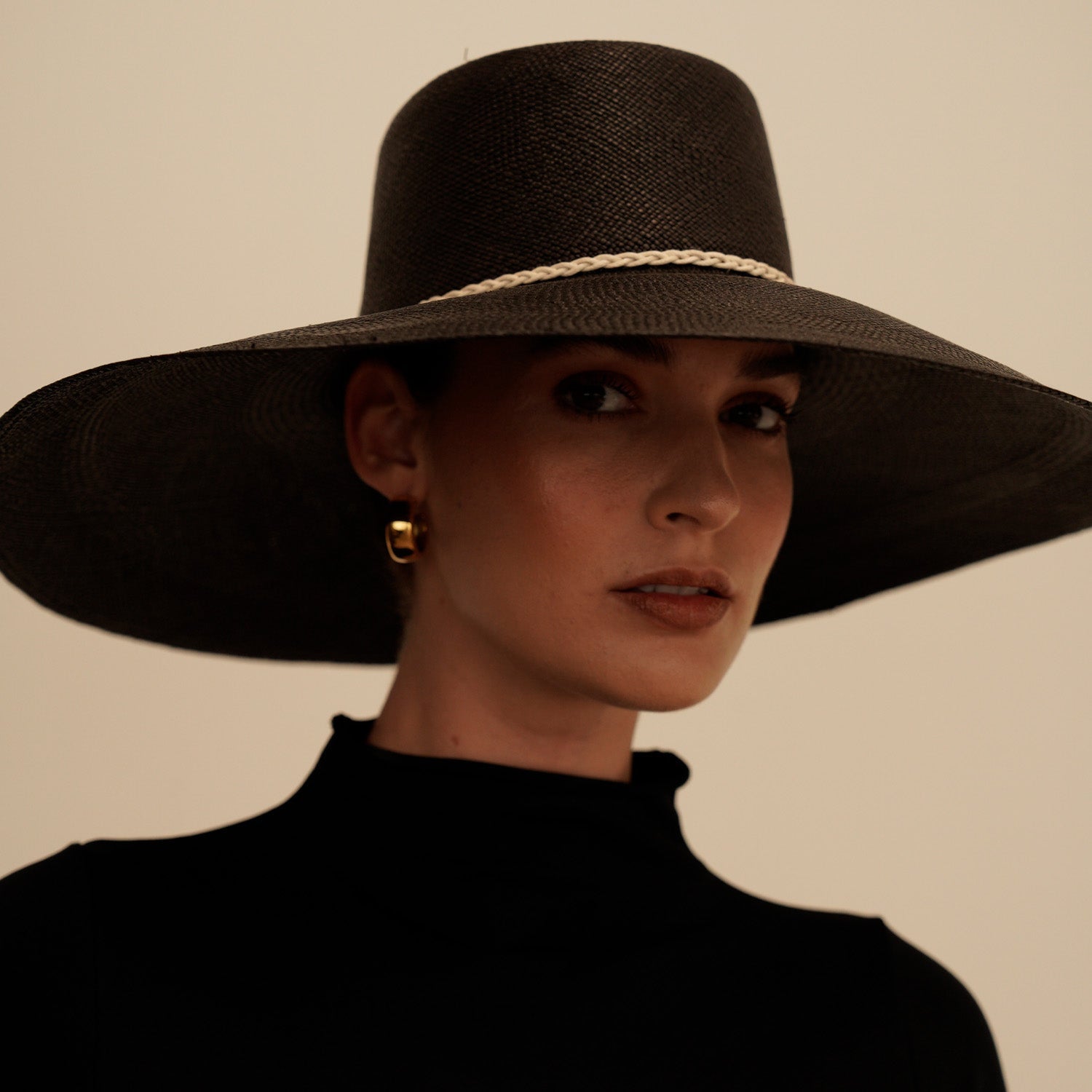 Wide-brimmed black toquilla straw hat from the Napoli Extra Wide Brim collection