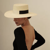 Wide-brimmed straw hat made of natural toquilla straw with black band, Kuntur - Wide Brim
